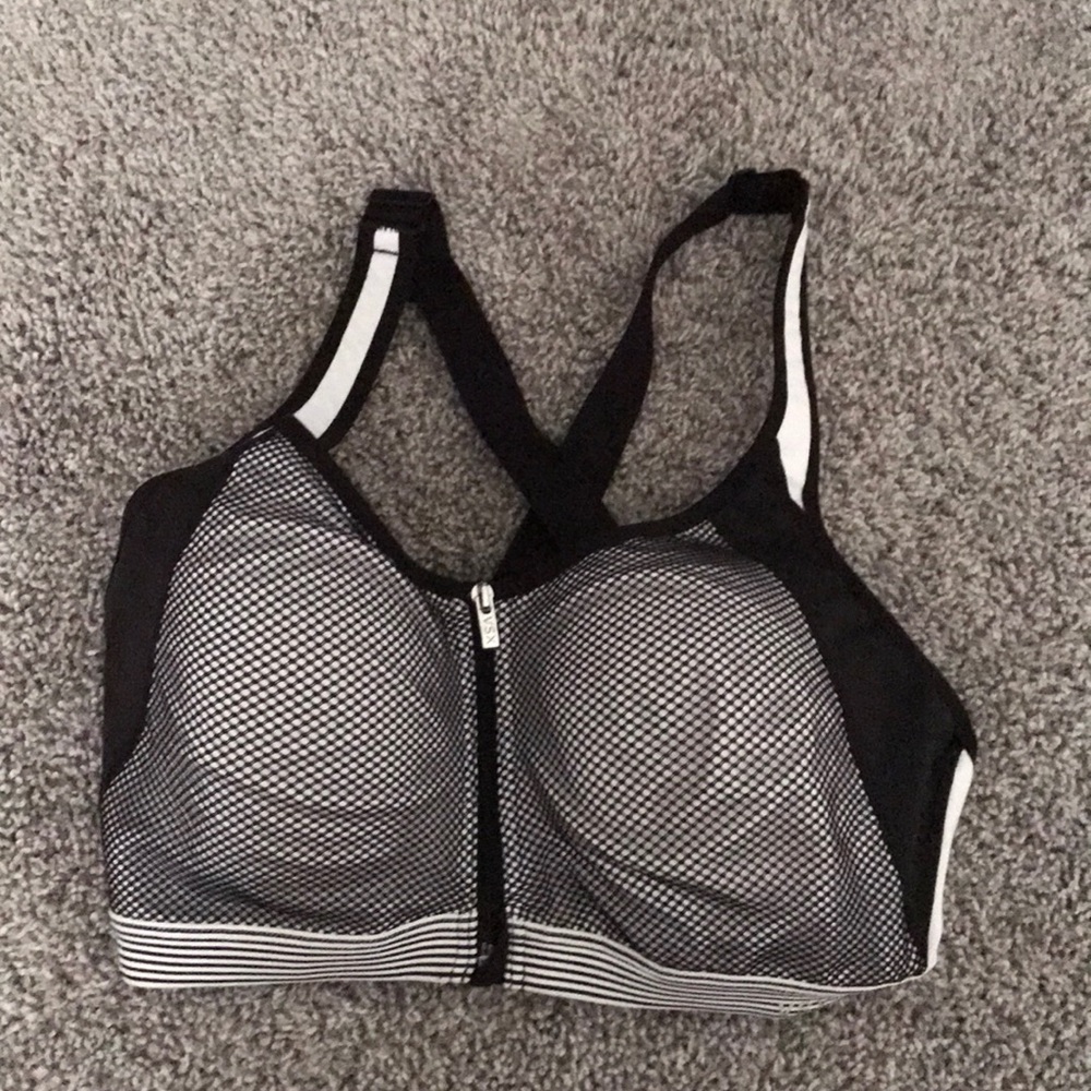 VS sports bra